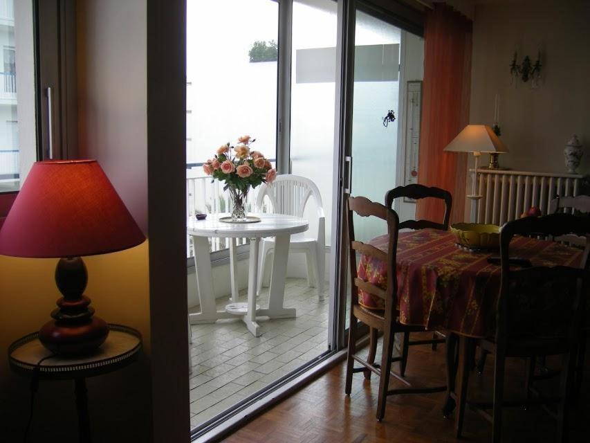 Karolina Properties - Appartement Commodore Croisette Cannes Ruang foto